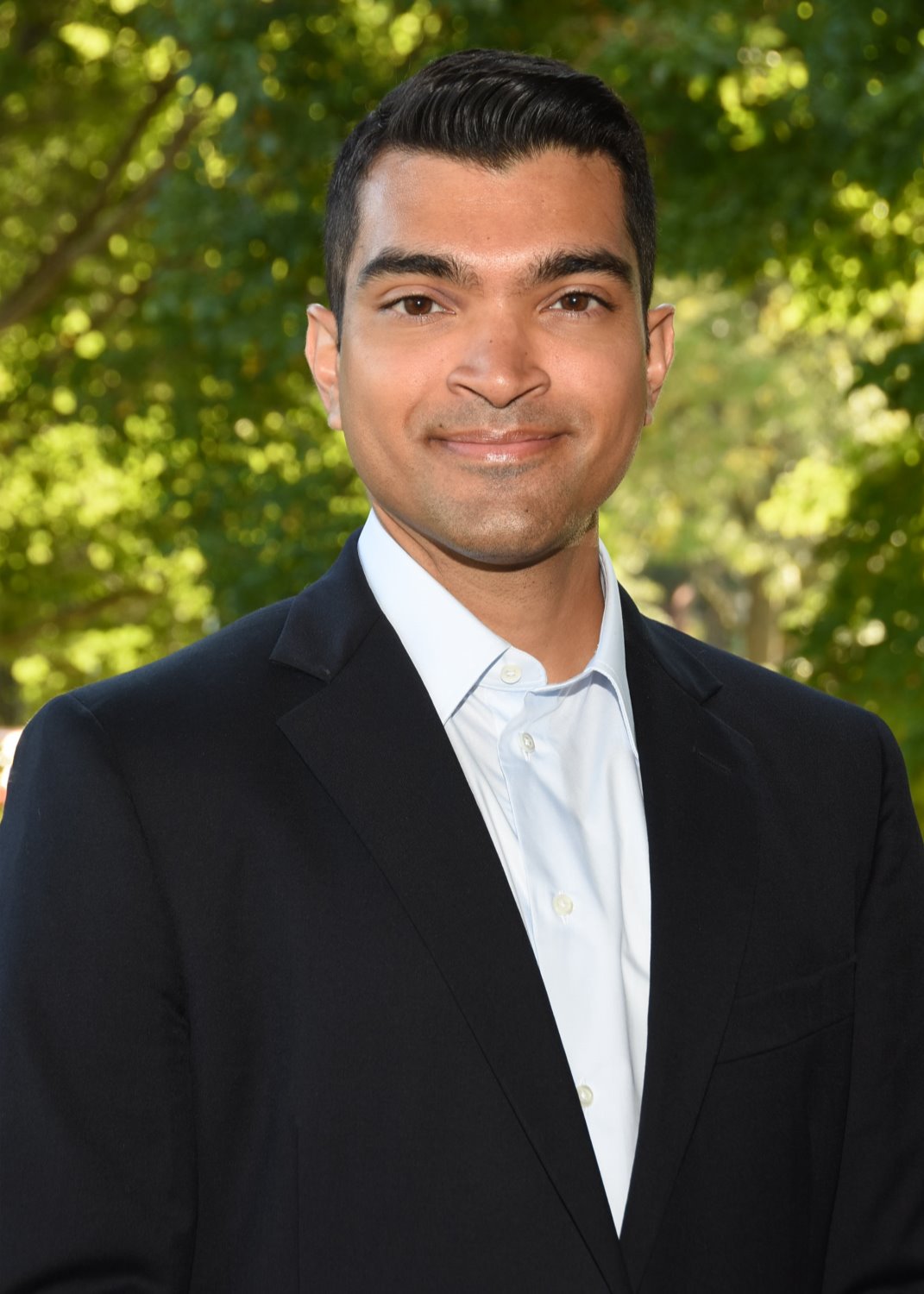 Mathian Vali headshot